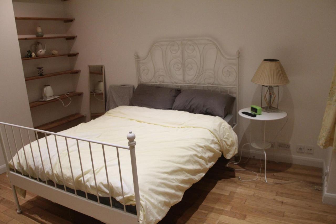 Edgware Beautiful Double Bedroom מראה חיצוני תמונה